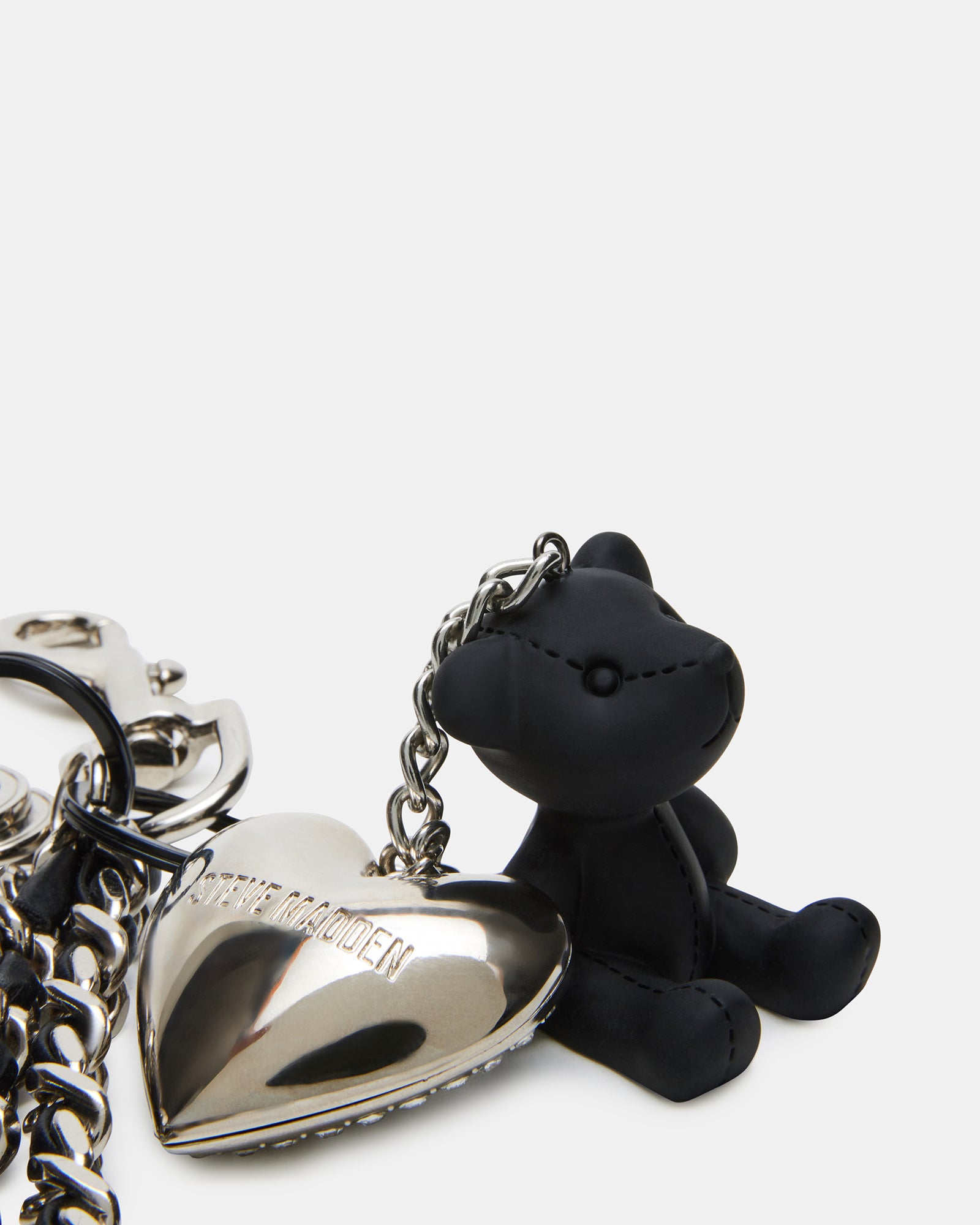 Versatile bag charm with rhinestone heart and bear charm for daily use
