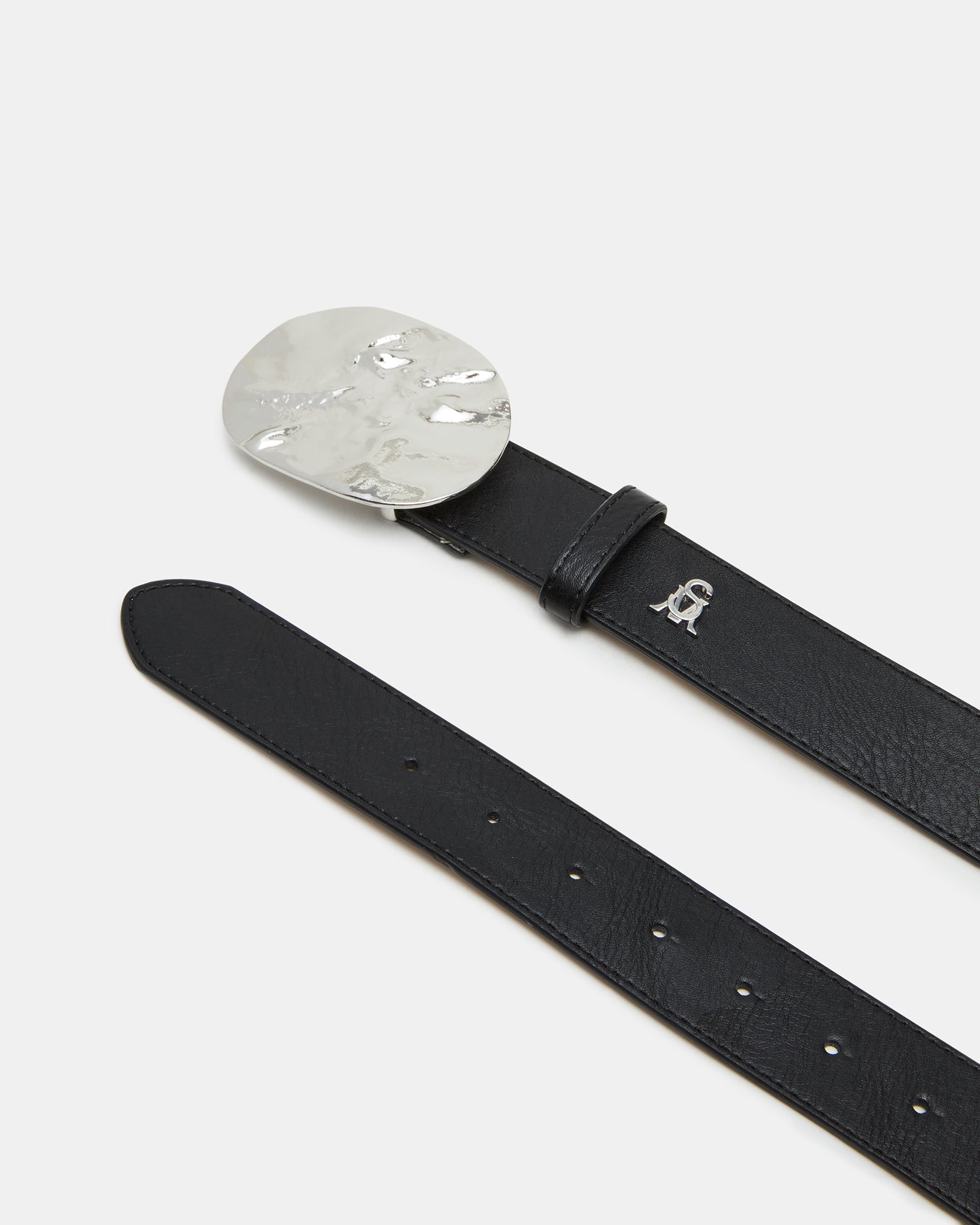 Full view of the hermes-style belt laid flat, showing sizing and sleek design