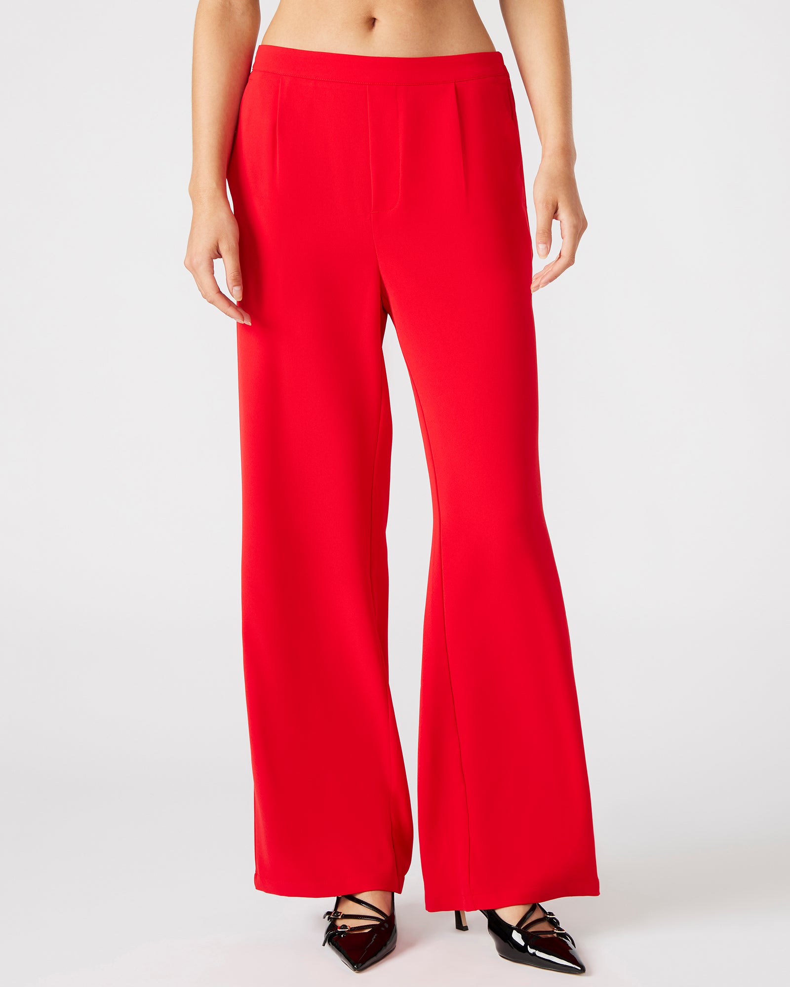 Back view of the Payton trousers highlighting the elastic waistband.
