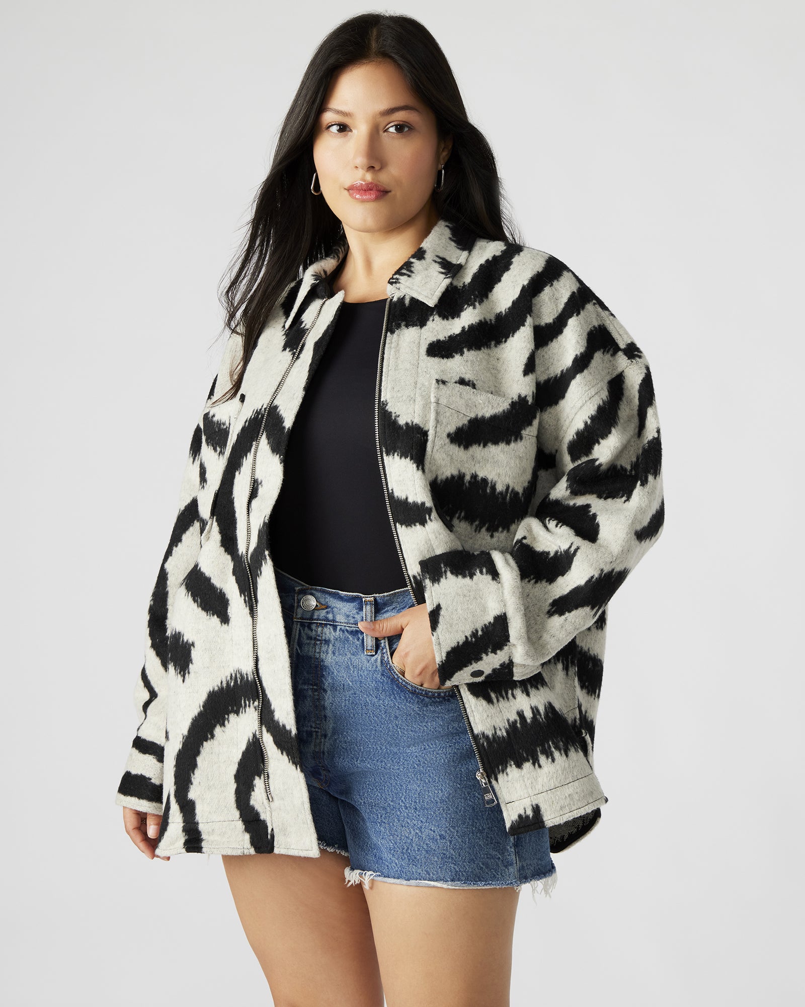 Close-up of the swirl print on the stylish shacket.