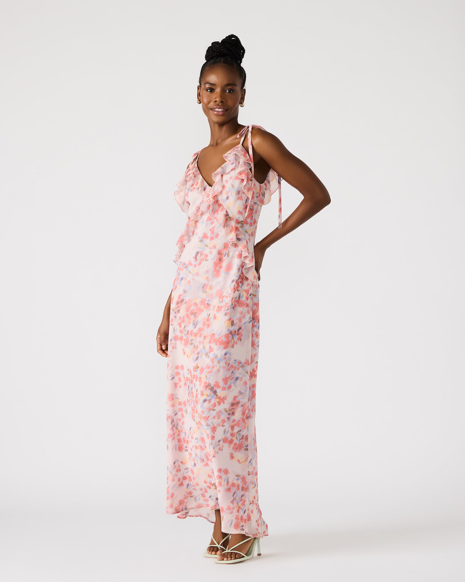 Back view of the lavender maxi dress showcasing adjustable straps.