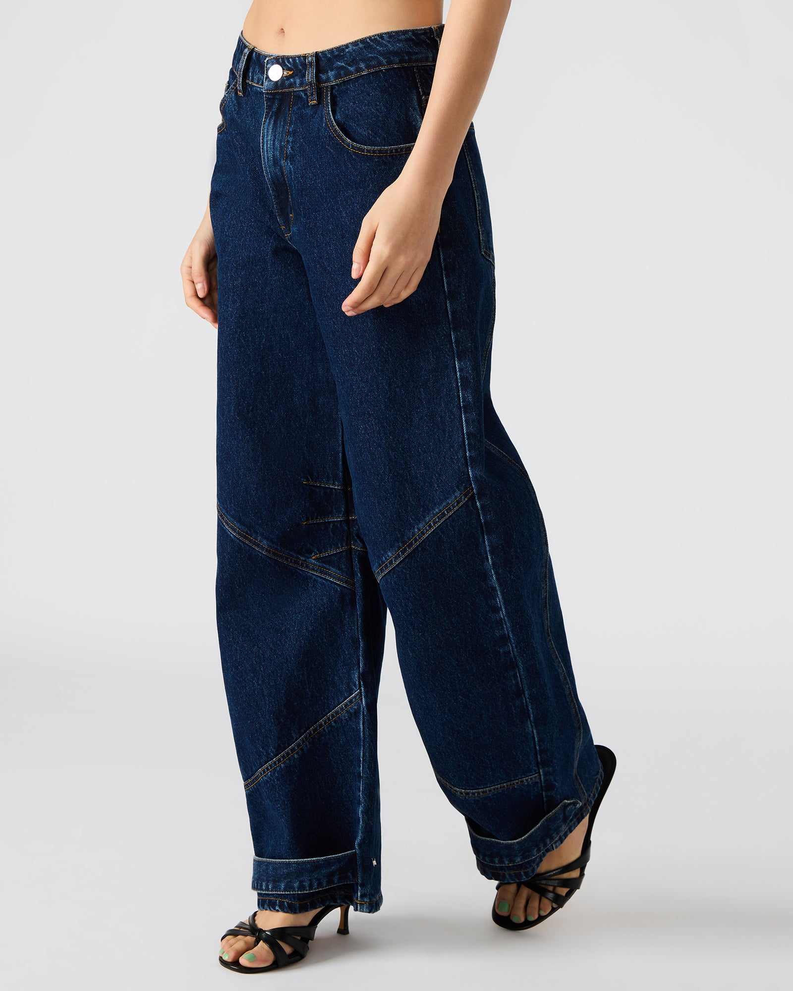 Back view of the baggy jeans showing pocket details and relaxed fit.