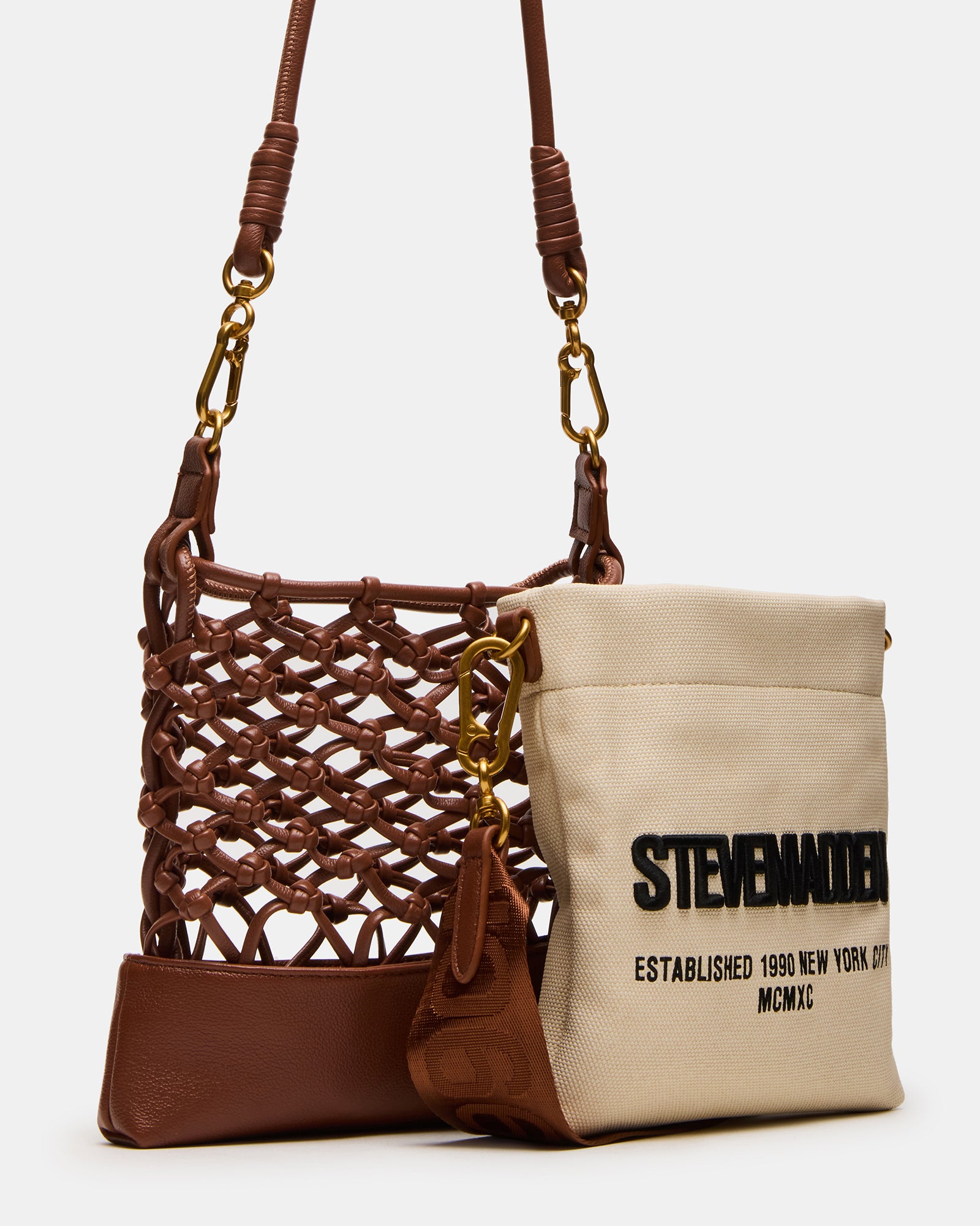 Close-up of the adjustable strap on the Arda leather crossbody bag.