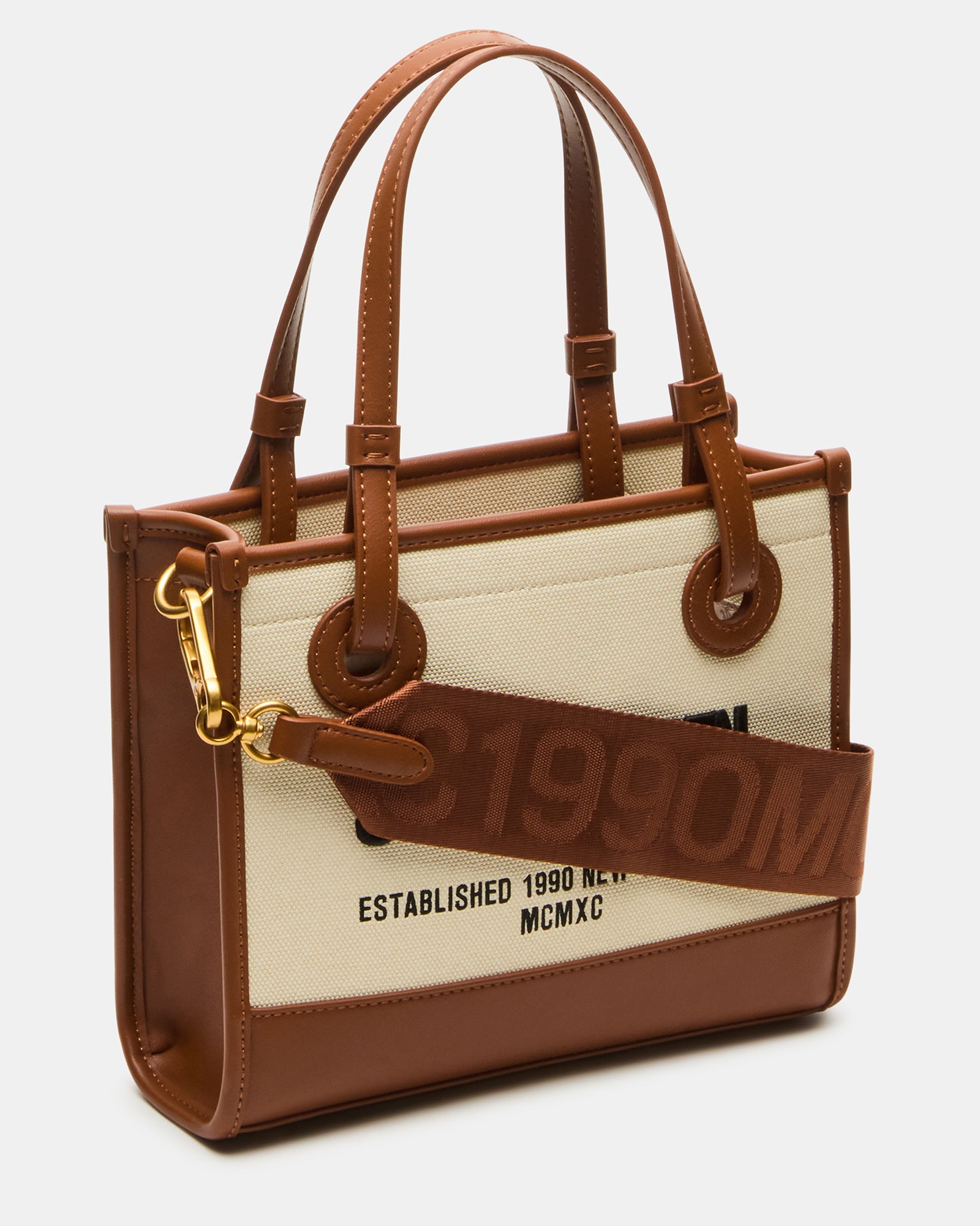 Close-up of ERIS bags interior zipper pouch and organization