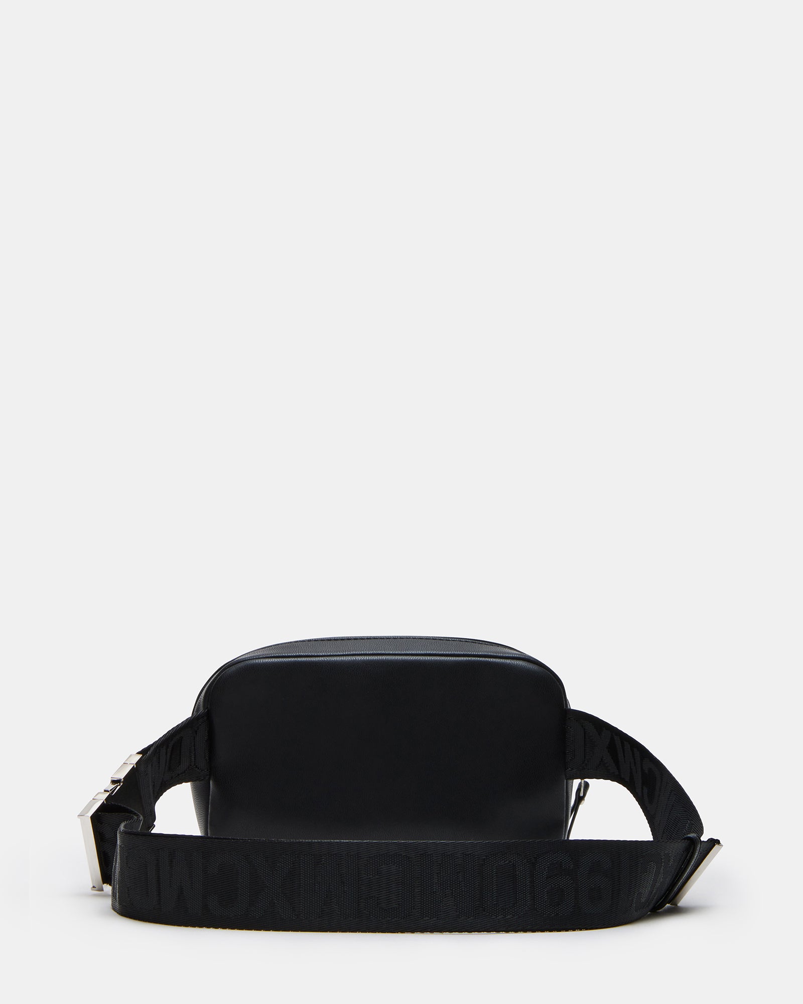 Model wearing MACIEL crossbody bag as a belt bag with casual outfit