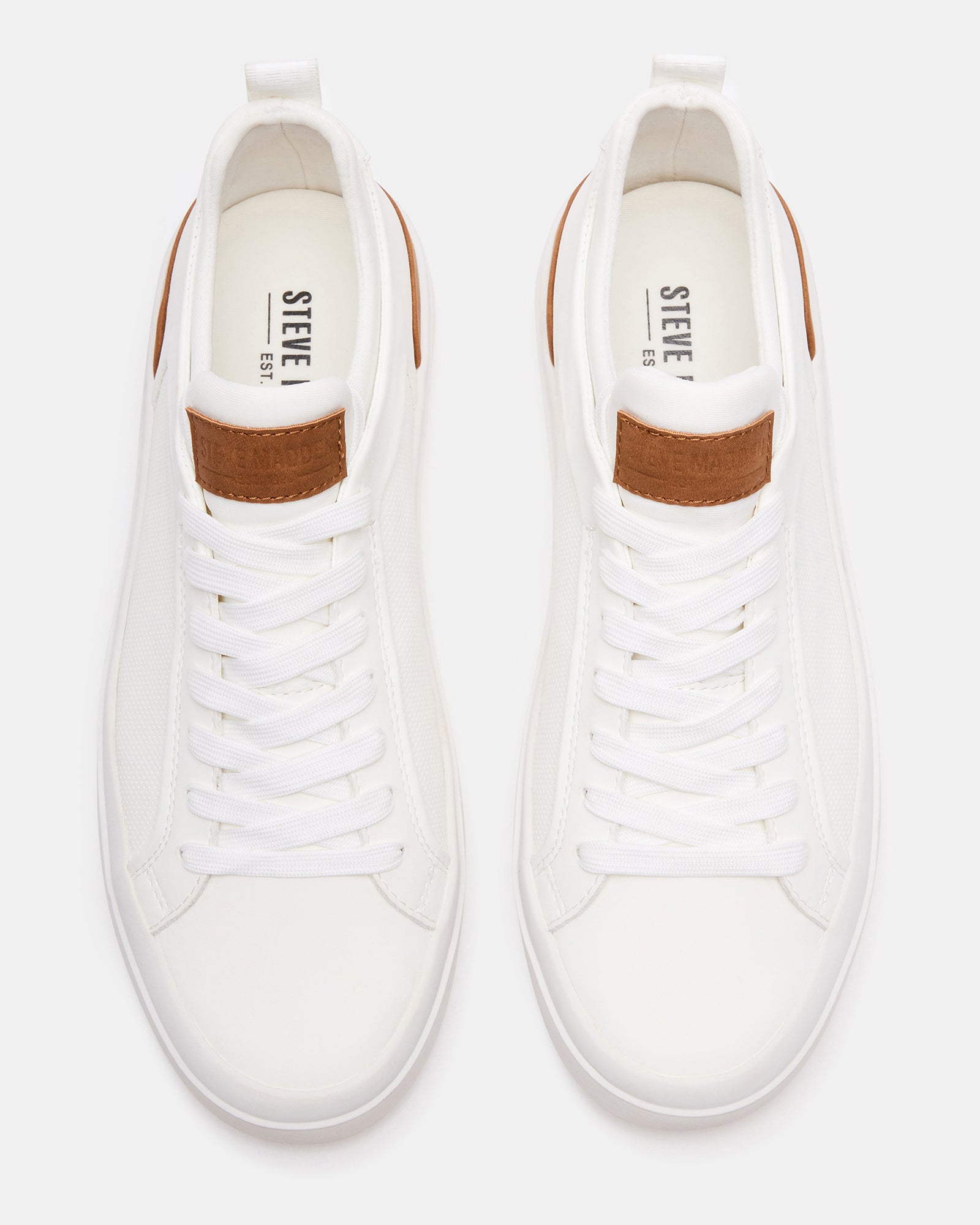 Comfortable white leather sneakers suitable for daily wear