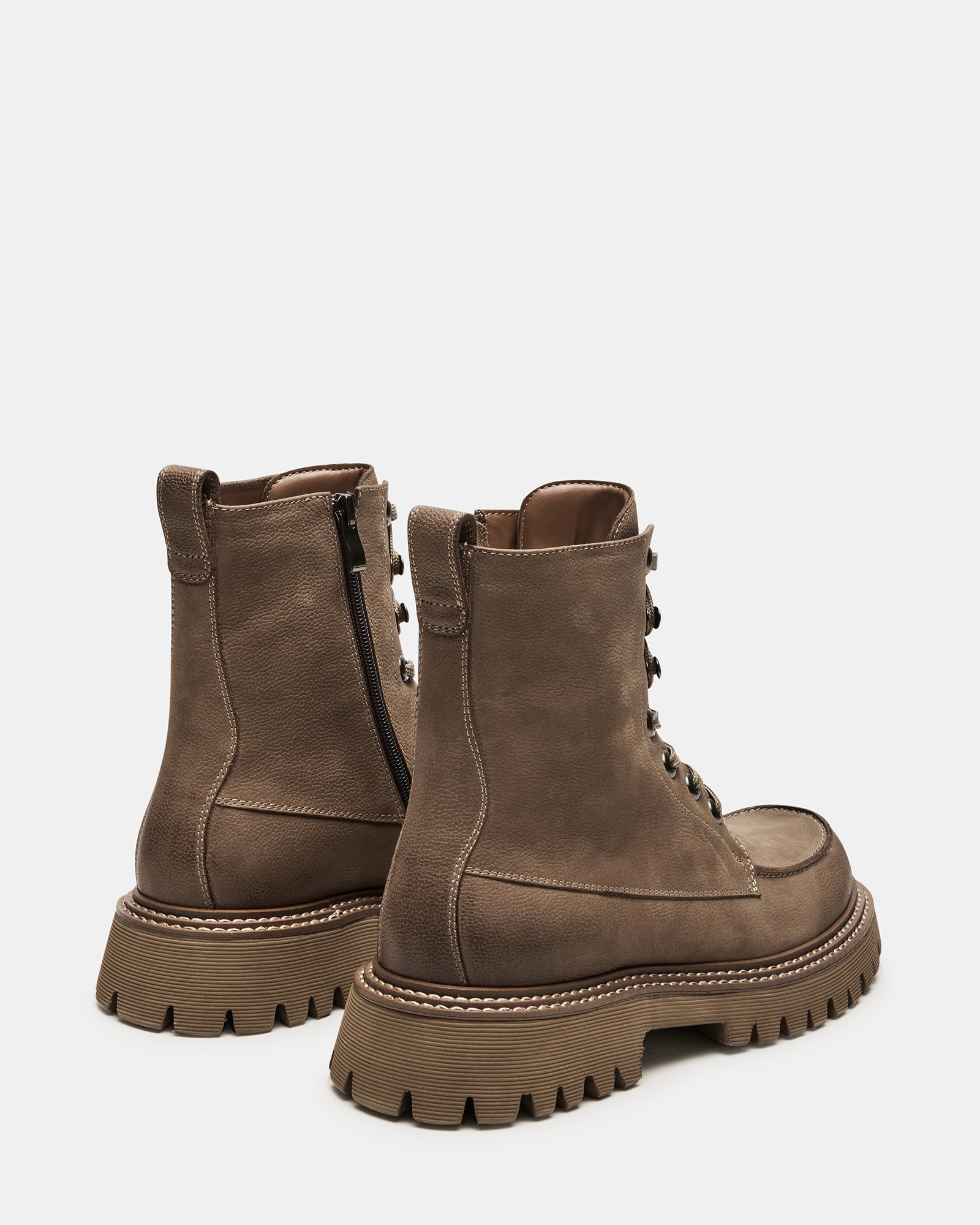 WOLF boots with inside zipper, ideal for effortless wear