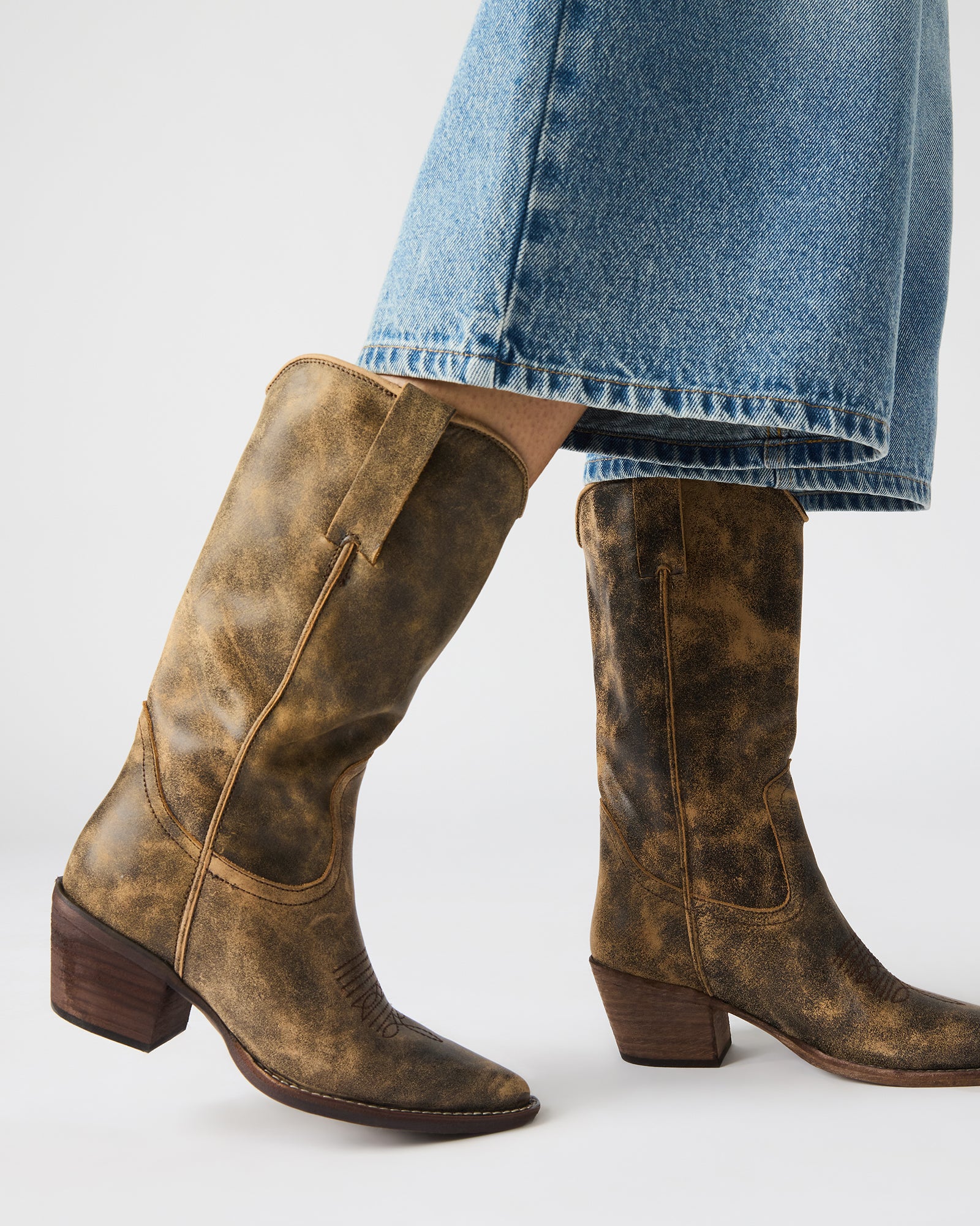 Black pointed toe boots alternative style close-up