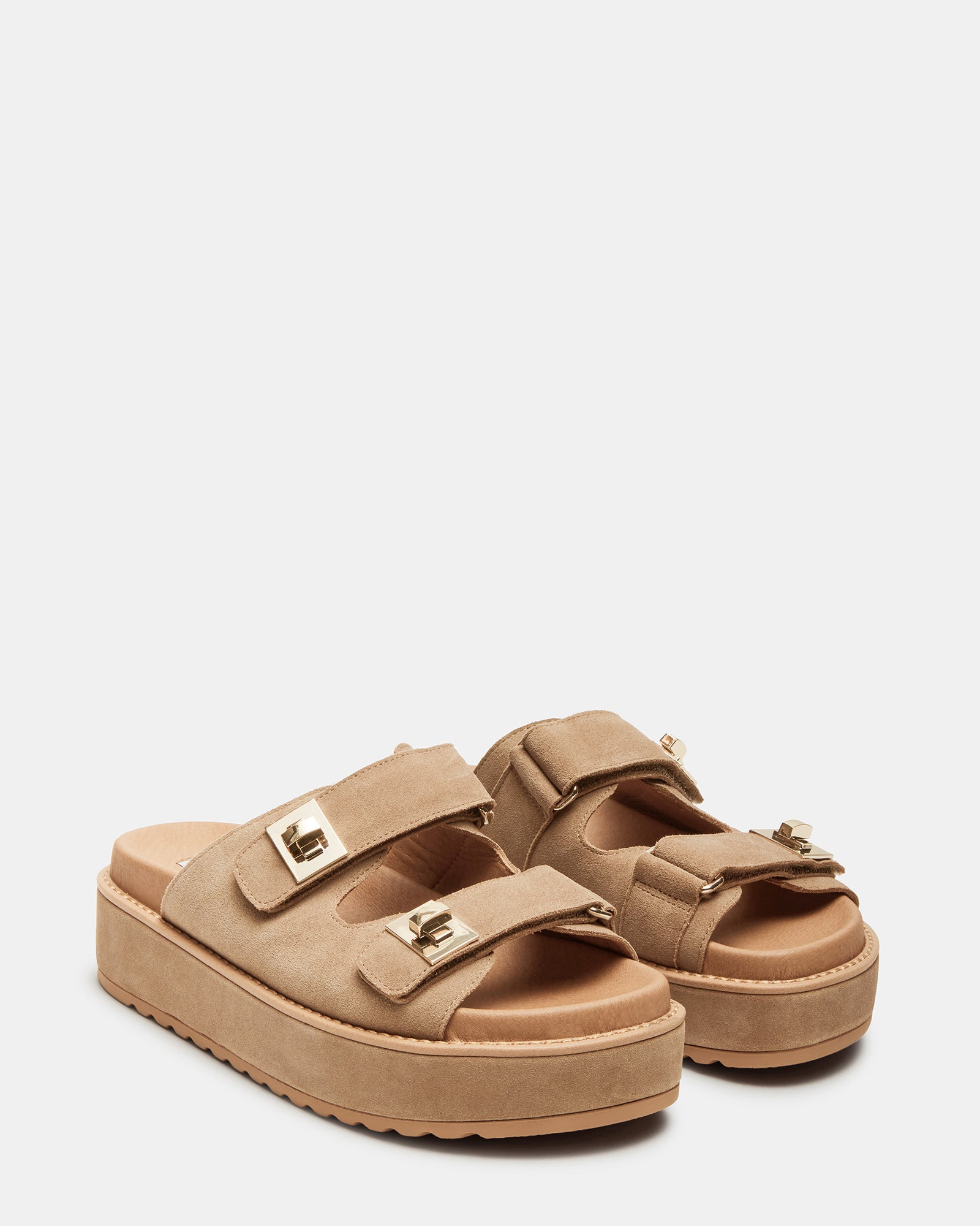 Woman wearing platform sandals with summer outfit