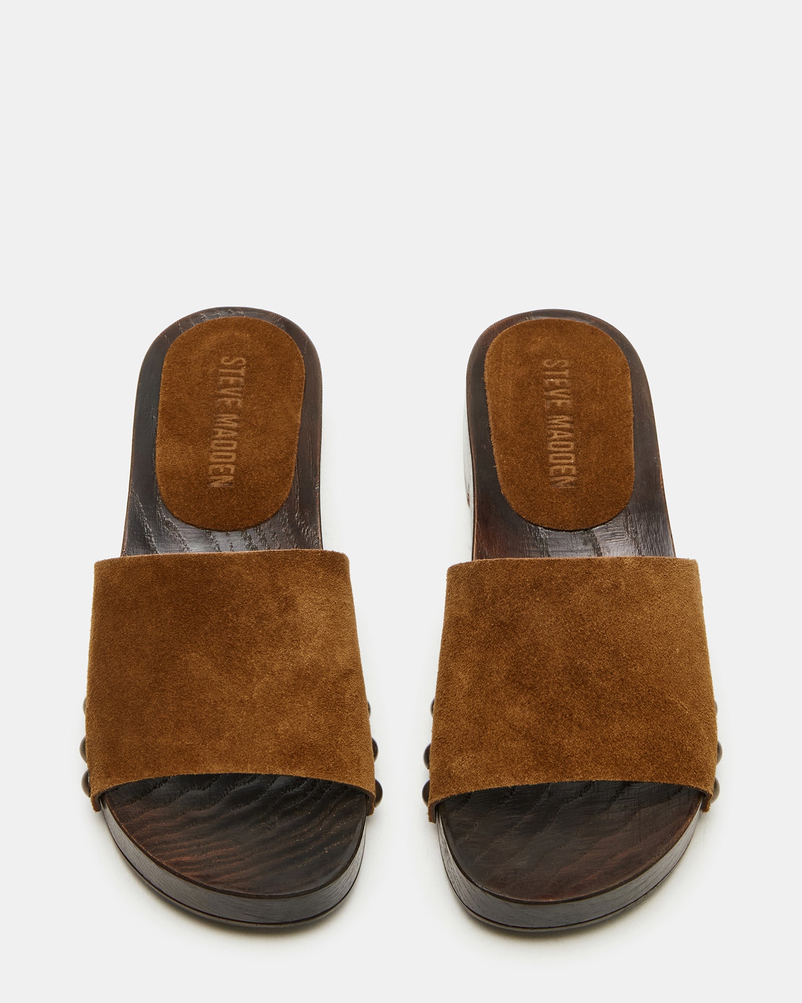Comfortable sandals displayed on a sunny patio, ideal for summer outings.