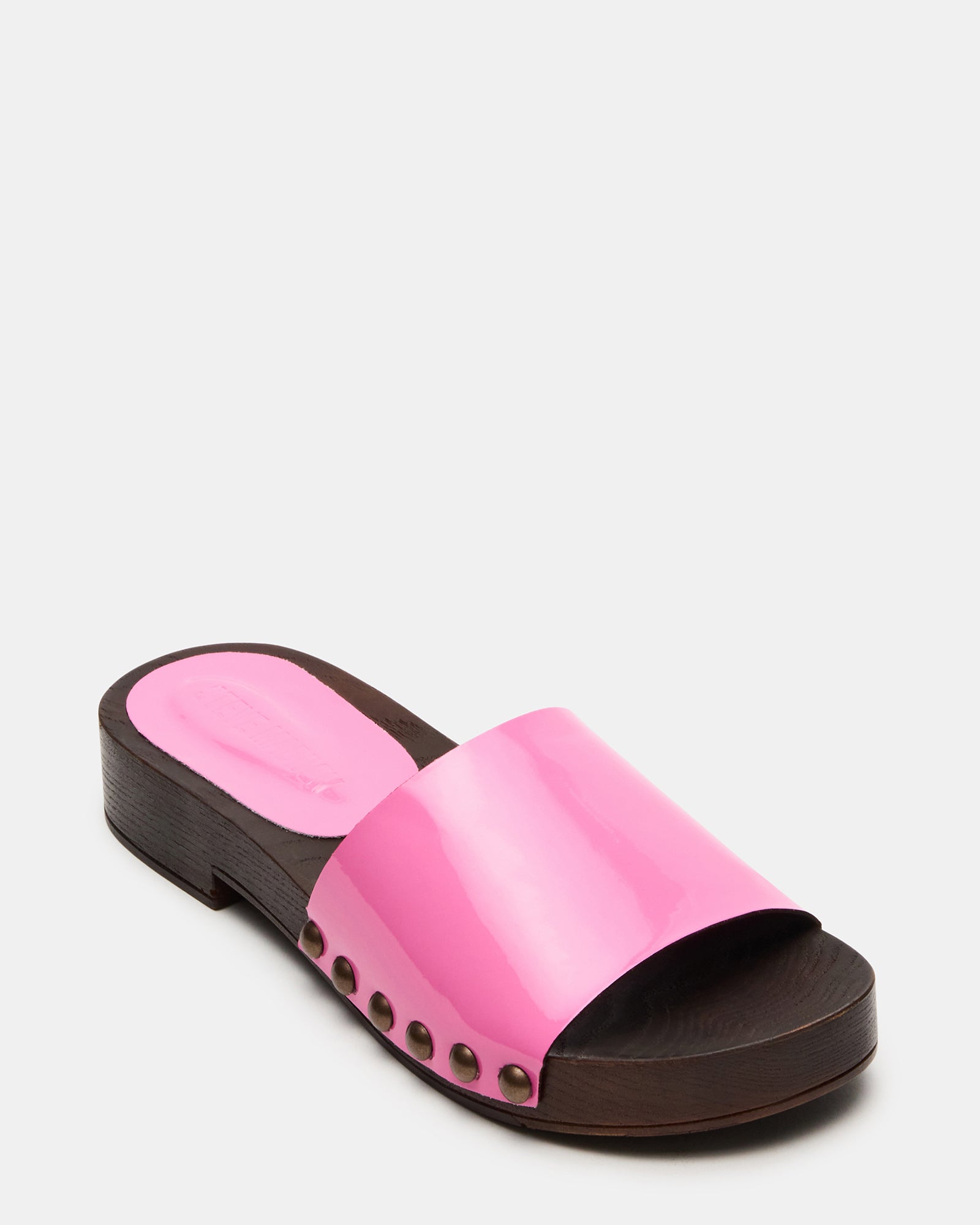 Side view of Cento slide sandals on a summer day out.