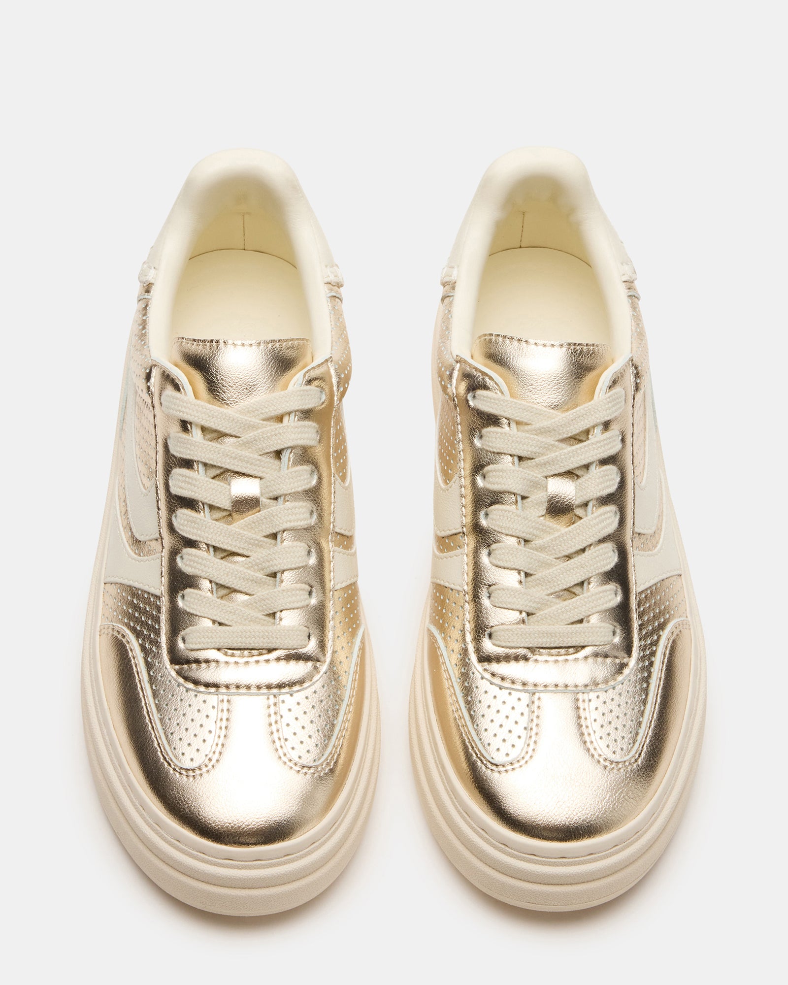 Close-up of Dodge vegan sneakers showcasing the lace-up design
