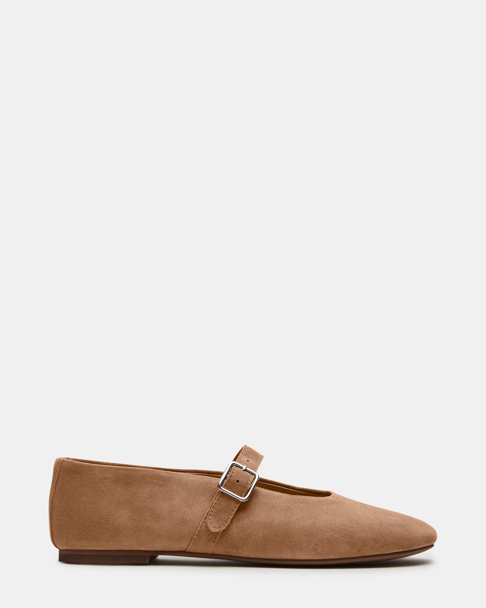 Dreaming taupe suede ballet flats styled with jeans for casual outings