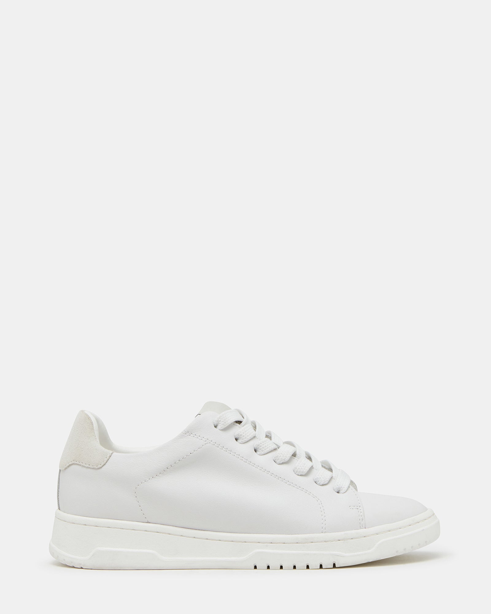 Close-up of Elsin white leather sneakers showcasing the sleek design.