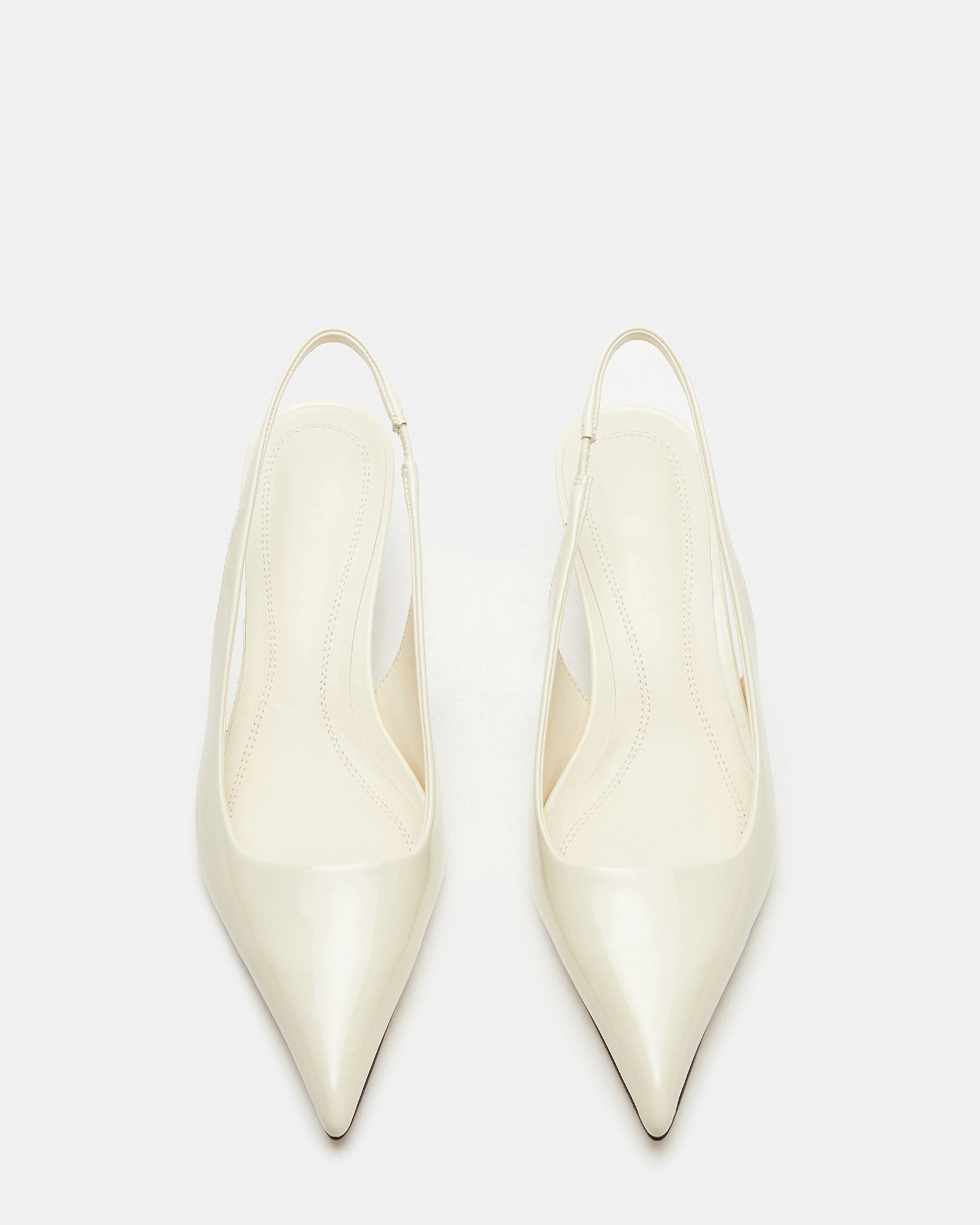 Close-up of pointed toe design and kitten heel of Kittie pumps