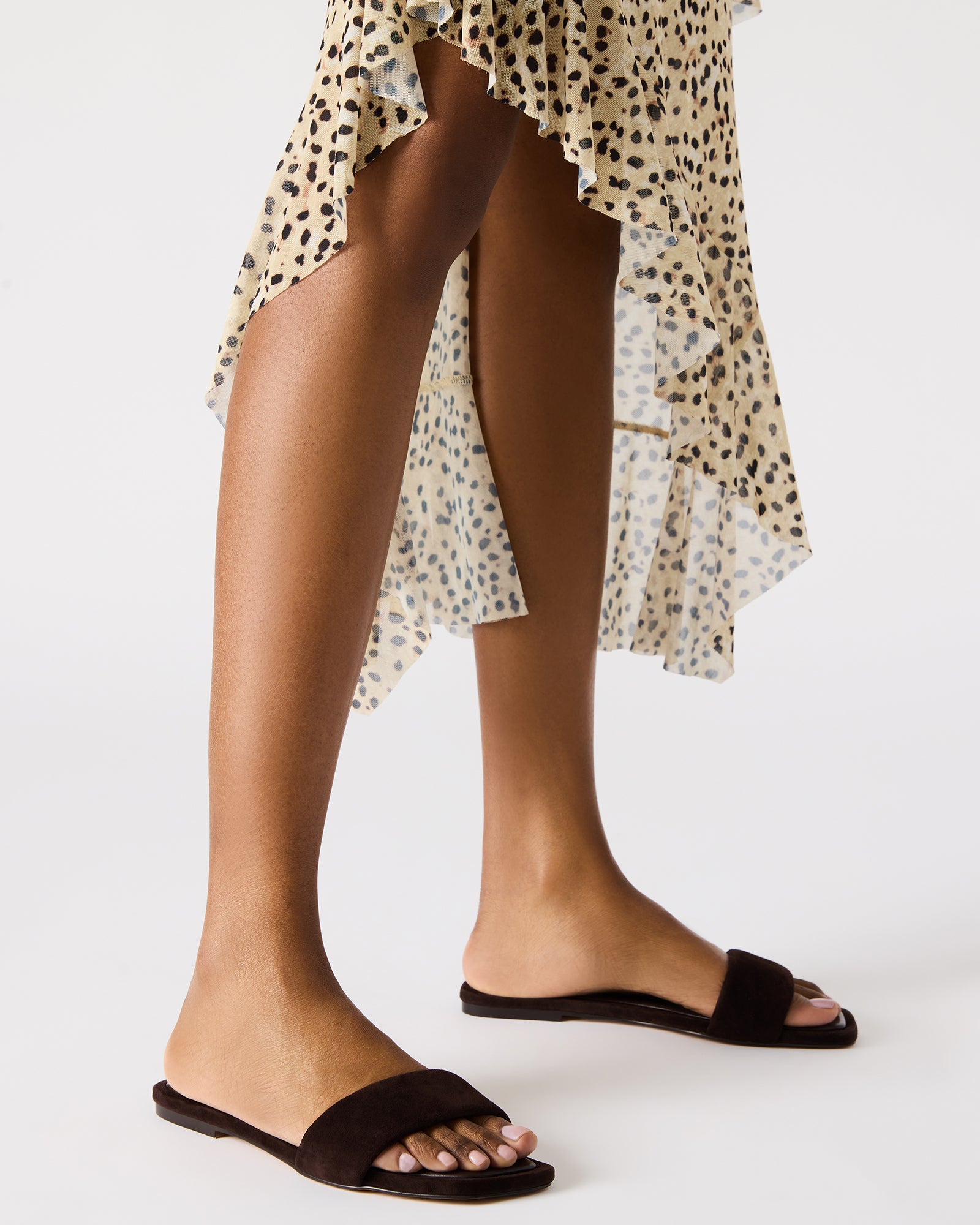 Close-up of LUMINA suede sandals showcasing square toe design.
