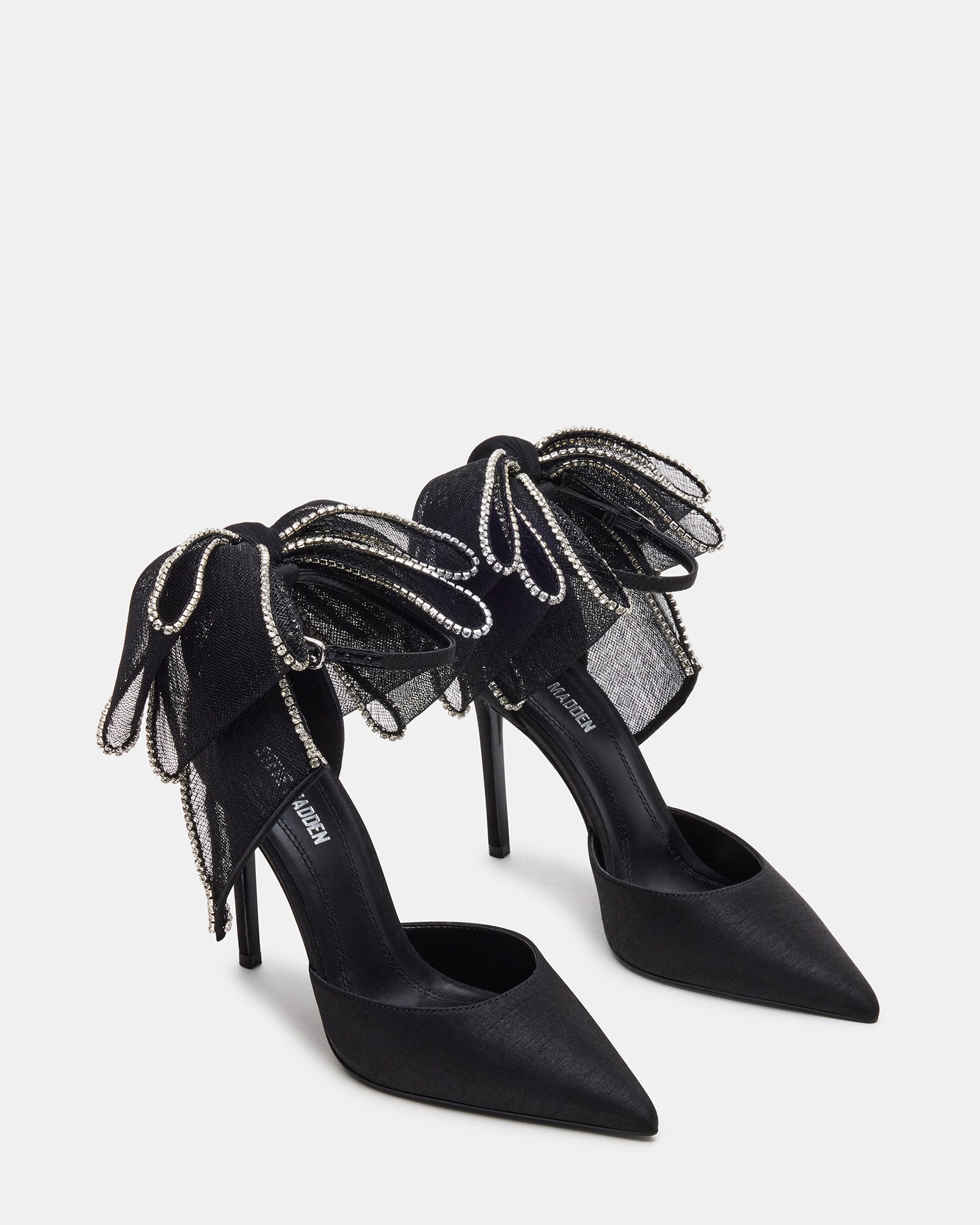 Elegant black pumps for wedding, showcasing bow detail