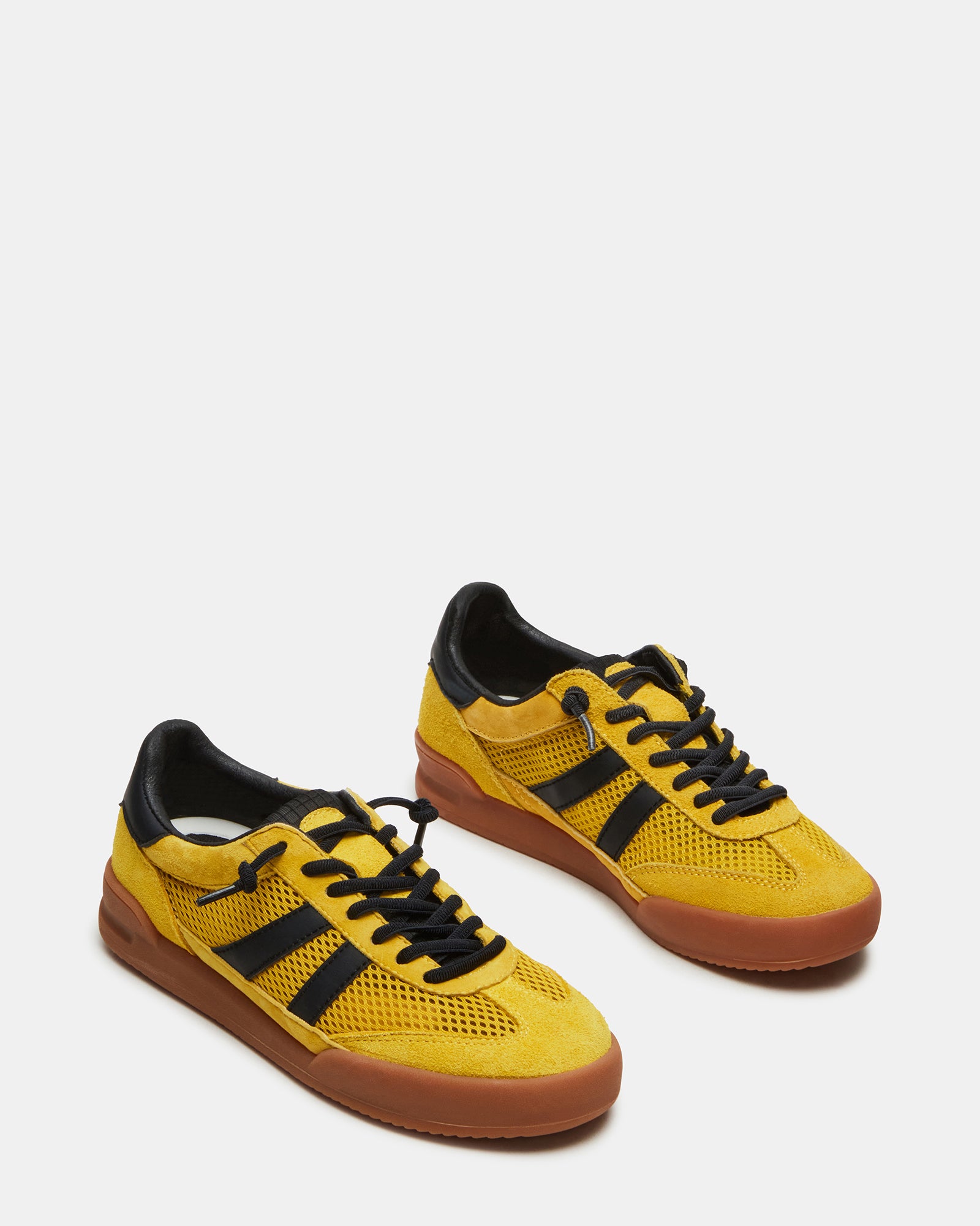 Top-down angle of Verdict Edge casual footwear mens style with lace-up construction